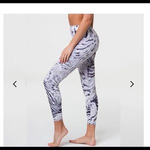Onzie high rise midi leggings